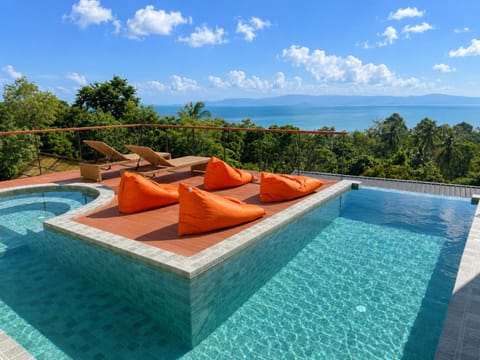 Day, Natural landscape, Mountain view, Pool view, Sea view, Swimming pool, sunbed