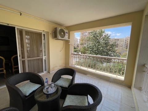 View (from property/room), Balcony/Terrace