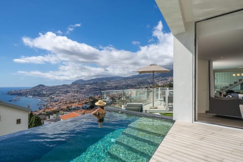 Day, View (from property/room), Sea view, Swimming pool