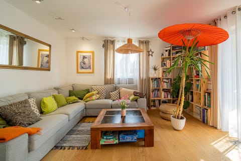 Library, TV and multimedia, Living room