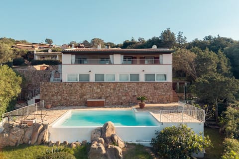 Property building, Pool view, Swimming pool
