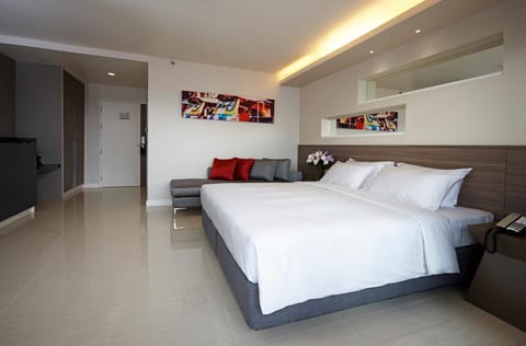Photo of the whole room