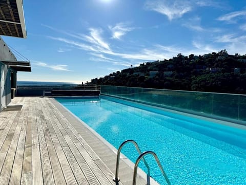 Sea view, Swimming pool