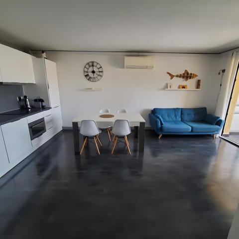 Property building, Living room