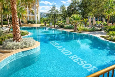 Garden, Swimming pool, Swimming pool, sunbed