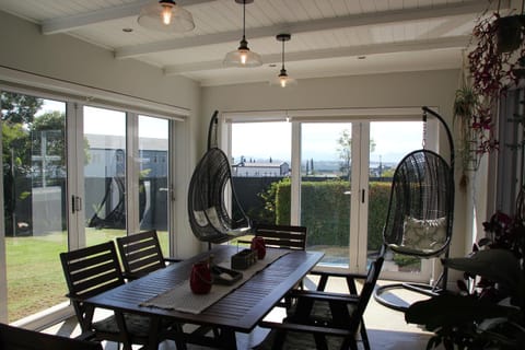 Patio, BBQ facilities, Balcony/Terrace