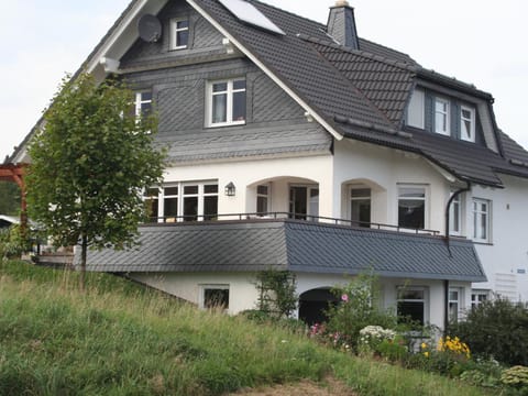 Facade/entrance, Off site, Summer, View (from property/room), View (from property/room)