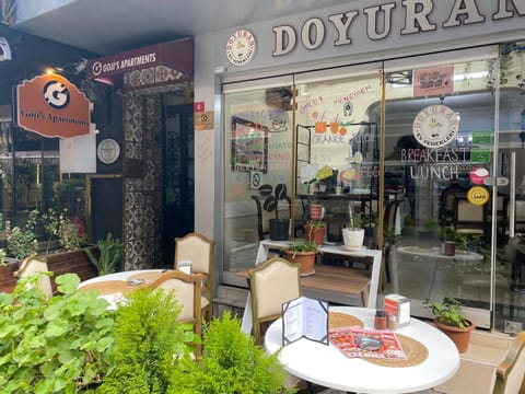 Restaurant/places to eat, Property logo or sign, Food and drinks, Banquet/Function facilities, Seating area, Logo/Certificate/Sign