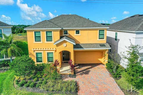Property building, Spring, Day
