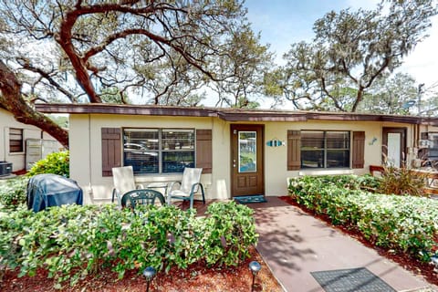 Property building, Spring, Day