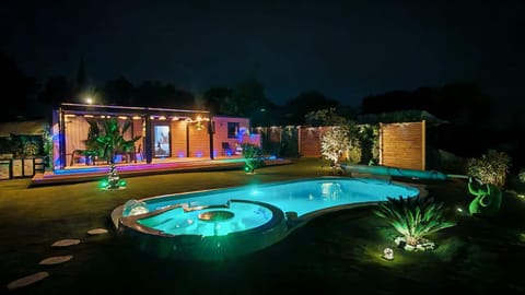 Garden, Hot Tub, Spa and wellness centre/facilities