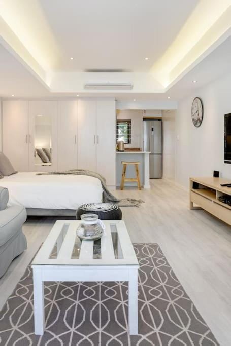 Camps Bay Nest Apartment in Camps Bay