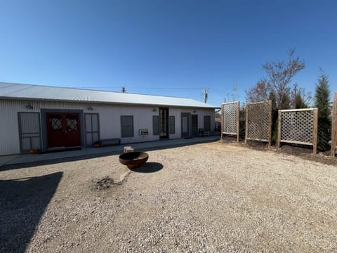 Germantown Inn & Lounge Inn in Hermann