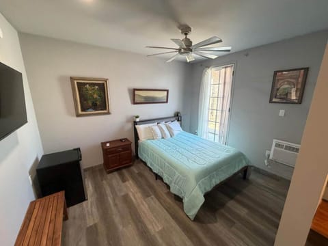 Germantown Inn & Lounge House in Hermann