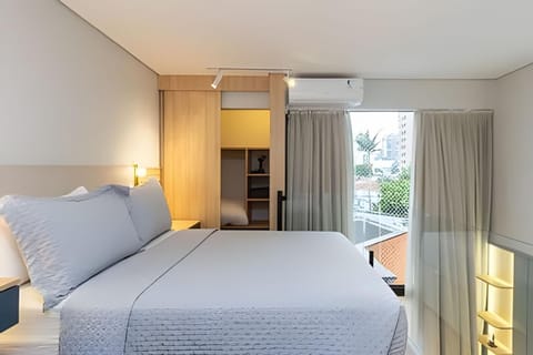 Bed, View (from property/room), Photo of the whole room, Bedroom, wardrobe