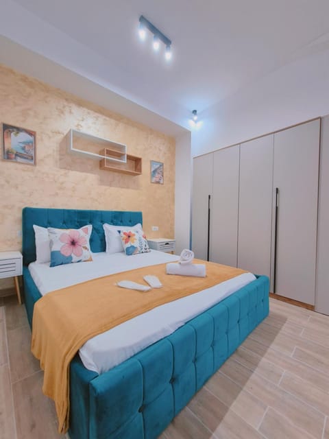 Bed, Photo of the whole room, Bedroom, towels, wardrobe