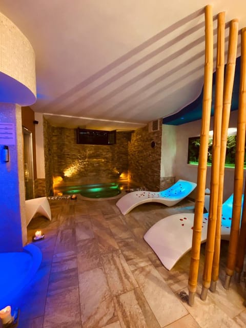 Spa and wellness centre/facilities, Spa and wellness centre/facilities, Internal: Not applicable to any particular room