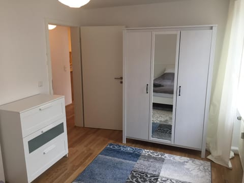 Bedroom, wardrobe