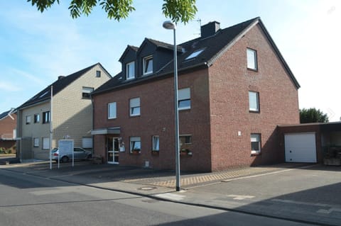 Property building, Street view, Parking