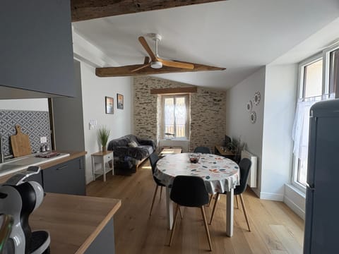 Kitchen or kitchenette, Living room, Dining area