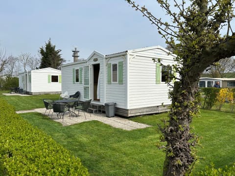 Property building, Garden, Garden
