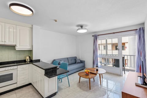 Living room, Photo of the whole room, kitchen