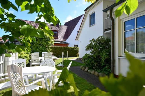 Patio, Seating area, Garden view