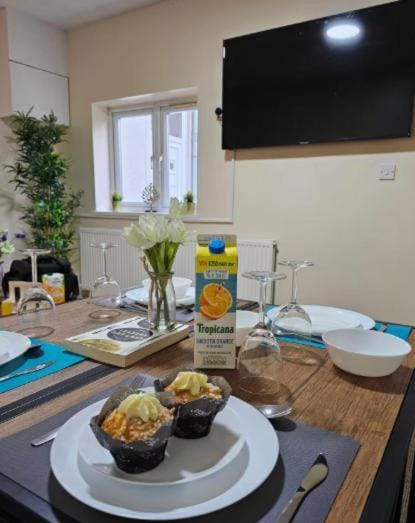 TV and multimedia, Dining area