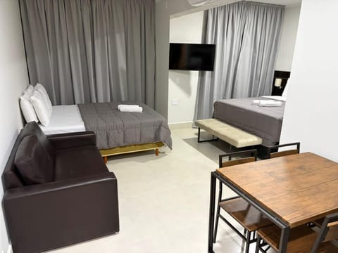 TV and multimedia, Photo of the whole room, Seating area, Bedroom