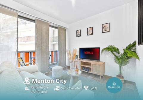 TV and multimedia, Balcony/Terrace, Living room, Seating area