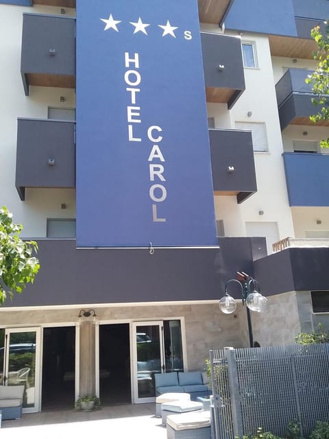Property building, Street view