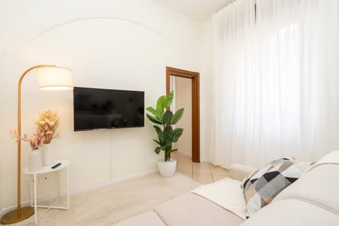 TV and multimedia, Photo of the whole room, Evening entertainment
