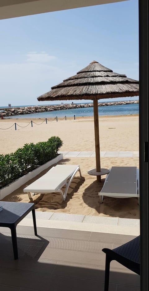 Beach, Sea view, sunbed