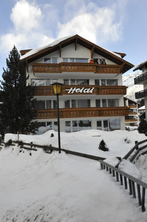 Heidi Apartment in Saas-Fee