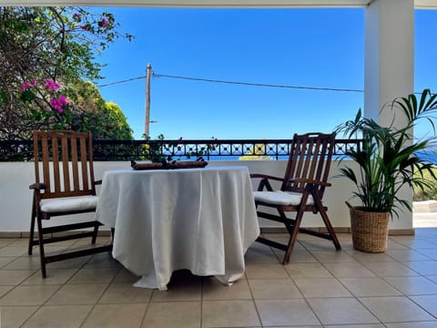 Patio, View (from property/room), Balcony/Terrace, Dining area, Sea view