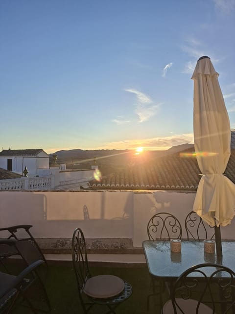 Balcony/Terrace, Mountain view, Sunrise