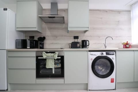 Stylish Stay in East Kilbride, Glasgow. Apartment in East Kilbride