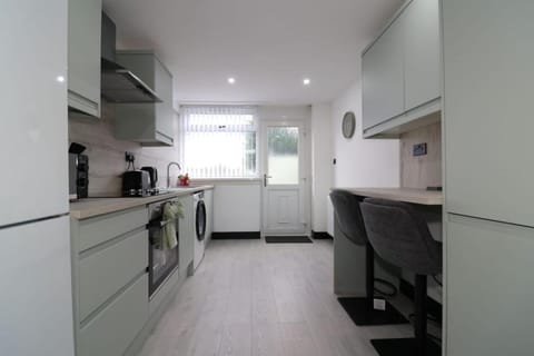 Stylish Stay in East Kilbride, Glasgow. Apartment in East Kilbride