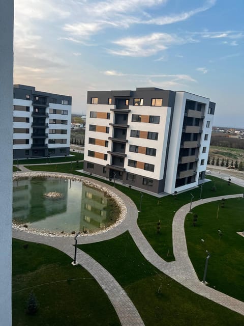 Property building, Day, Natural landscape, Pool view