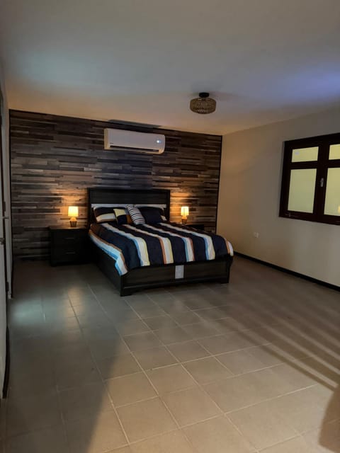 Bedroom, air conditioner