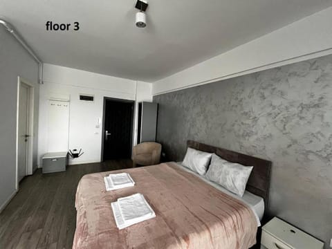 Bed, Photo of the whole room, Bedroom, wardrobe