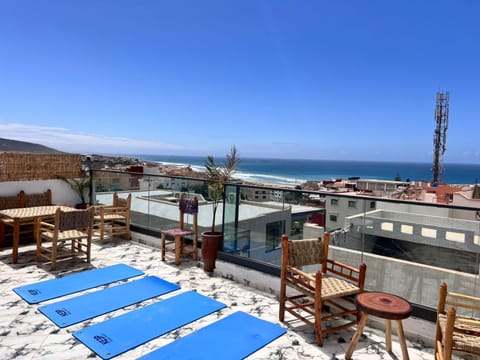 Patio, Day, Natural landscape, View (from property/room), Balcony/Terrace, Beach, Sea view