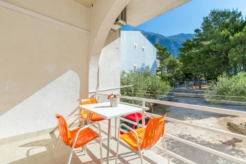 Balcony/Terrace, children, Family