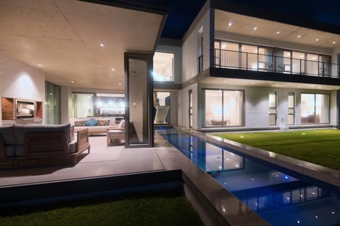 Property building, Swimming pool