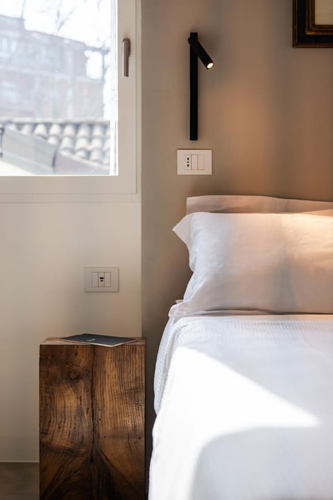 Decorative detail, Bedroom