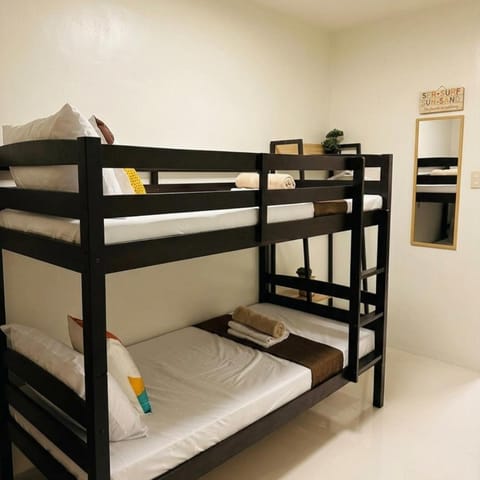 Bed, Bedroom, bunk bed