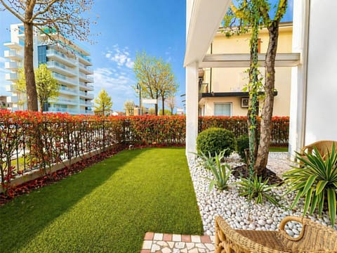 Garden, Garden view