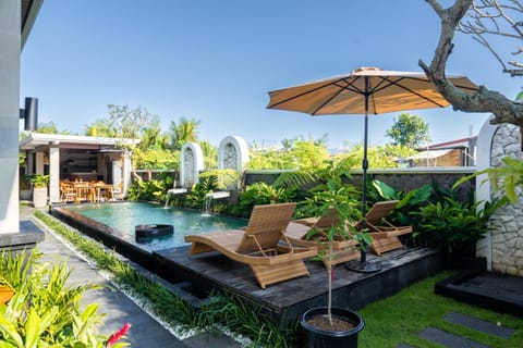 Property building, Natural landscape, Garden view, Pool view, Swimming pool