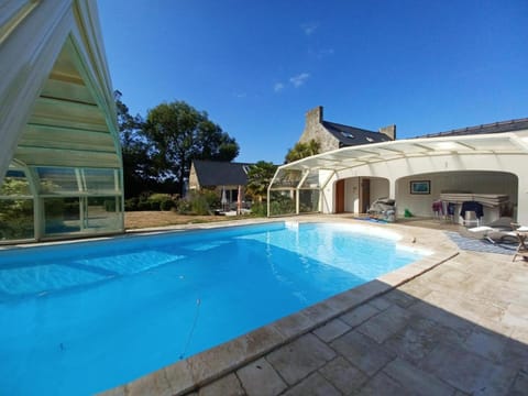 Swimming pool, Swimming pool