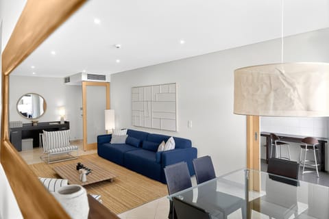 Communal lounge/ TV room, TV and multimedia, Dinner, internet